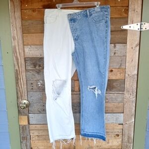 VERVET BY FLYING MONKEY Two-Tone Flare Jeans - White and Blue